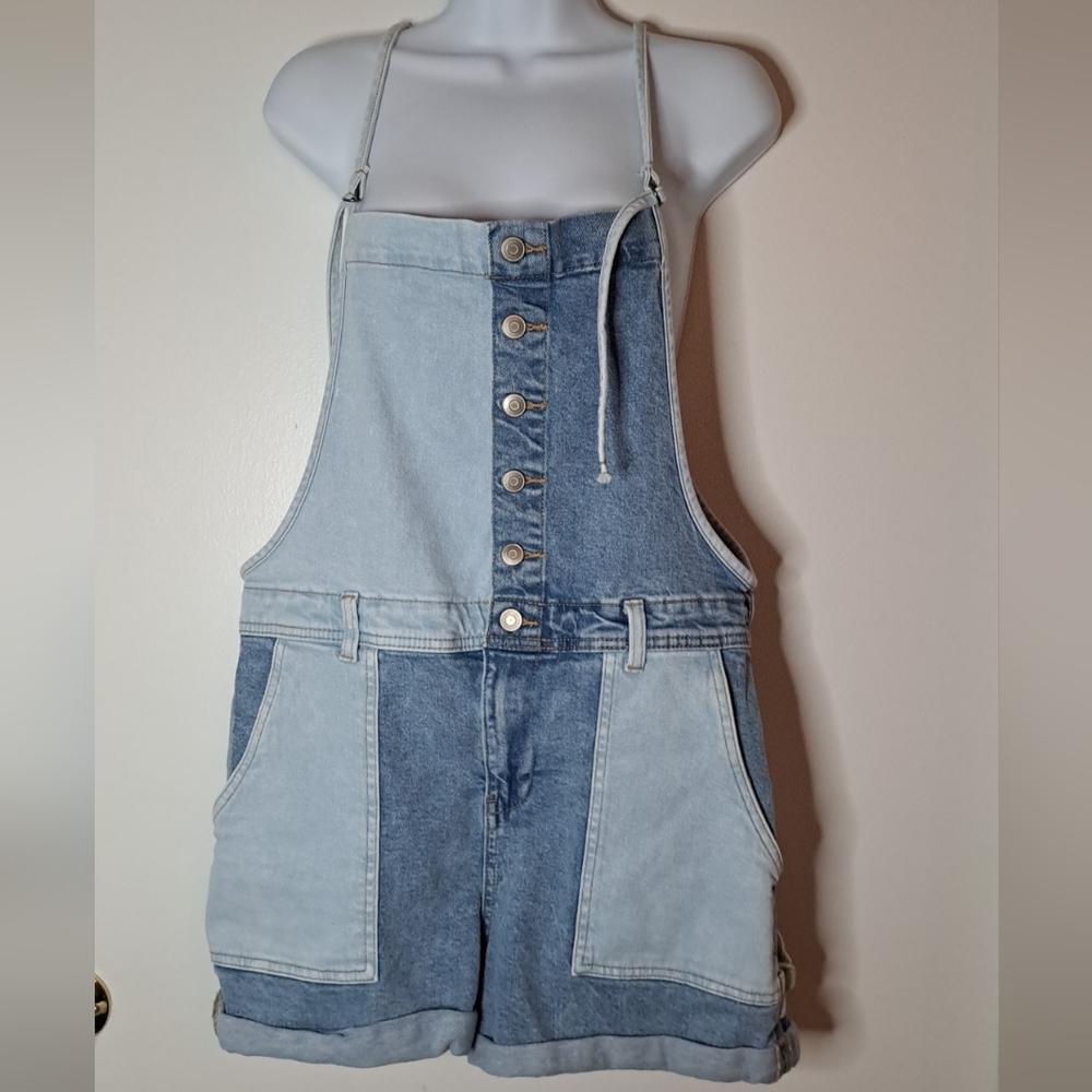 Light Wash Denim Short Overalls - Two-Tone Blue